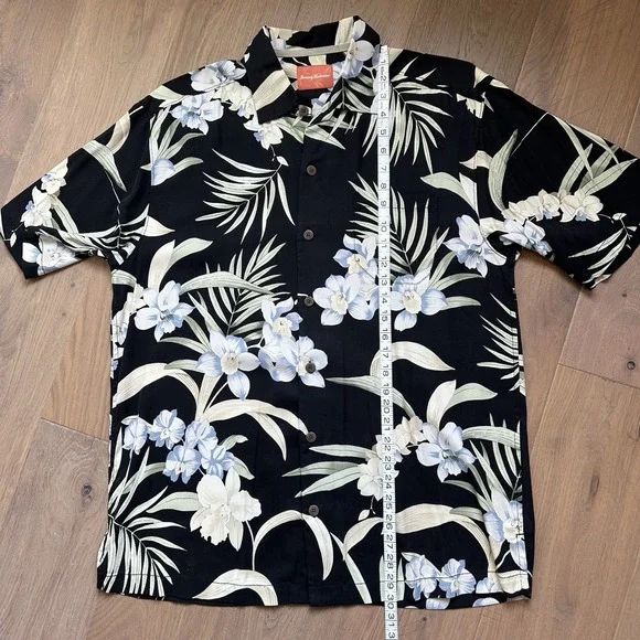Tommy Bahama Men's 100% Silk Short Sleeve Camp Shirt Black Floral Medium - Picture 7 of 8